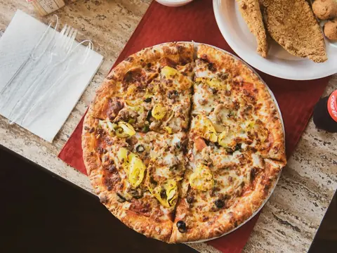 Pizza 4 stagioni (foto indicativa)