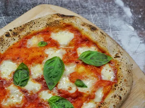 Pizza Bufala (foto indicativa)