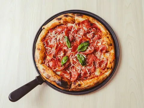 Pizza Diavola (foto indicativa)