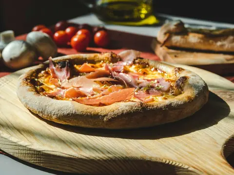 Pizza Prosciutto crudo (foto indicativa)